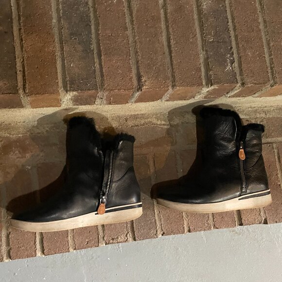 NWOT Gentle Souls by Kenneth Cole Hazel Levitt Shearling Lined Boot Size 9 - Picture 6 of 8